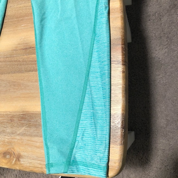 Teal colored DSG workout leggings - Picture 2 of 3